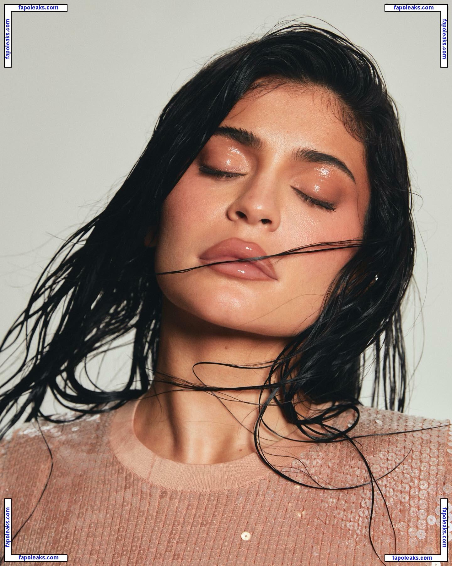 Kylie Jenner / kyliejenner / kyliejenner.2 nude photo #5471 from OnlyFans