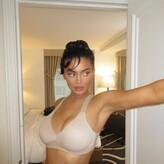 Kylie Jenner голая #5461