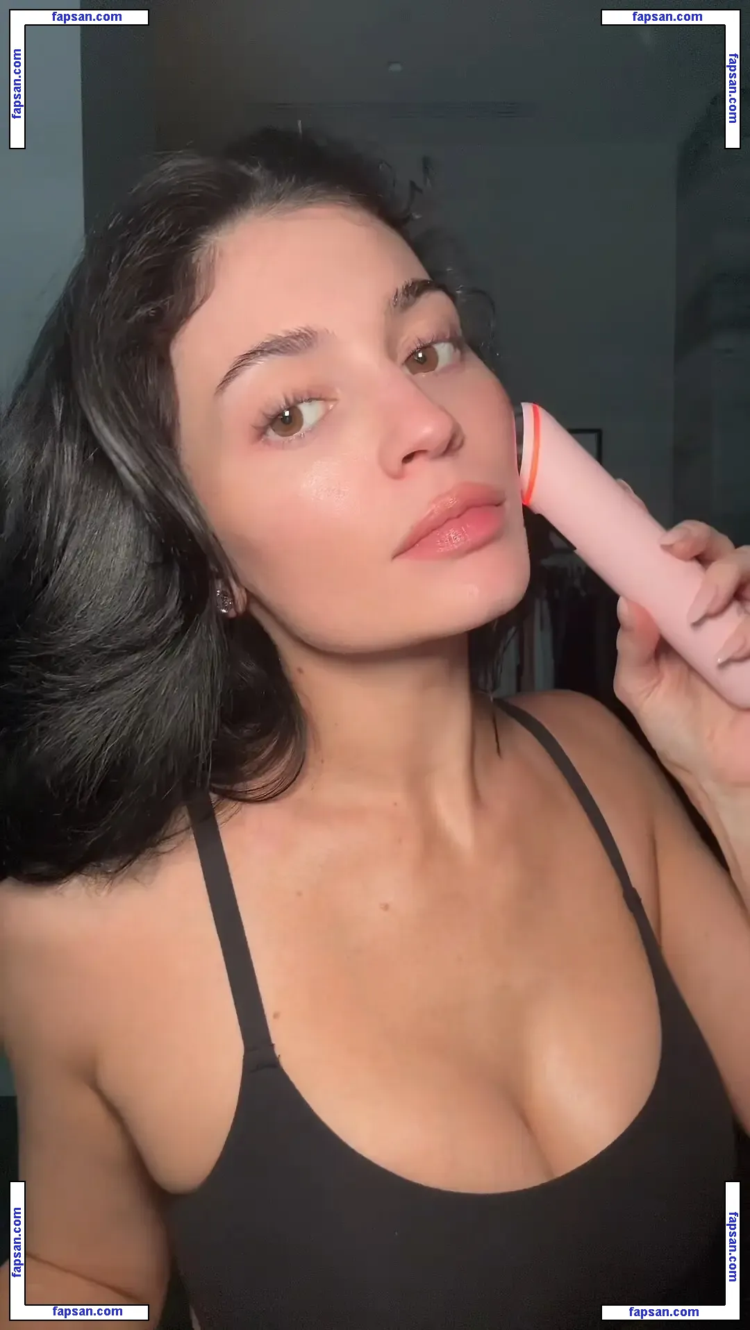 Kylie Jenner nude photo #7332 from OnlyFans