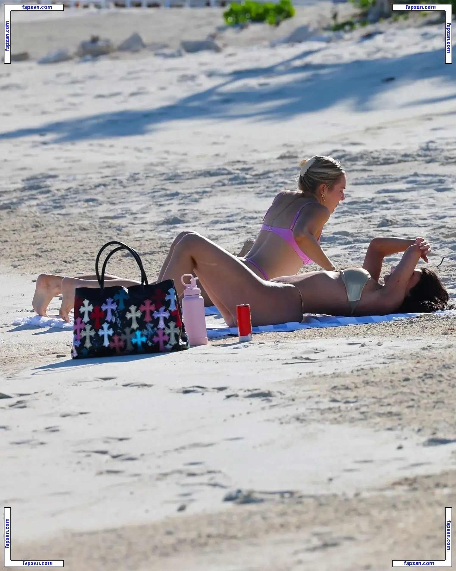 Kylie Jenner nude photo #7399 from OnlyFans
