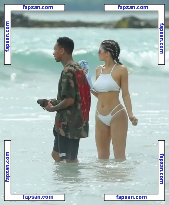 Kylie Jenner nude photo #7451 from OnlyFans
