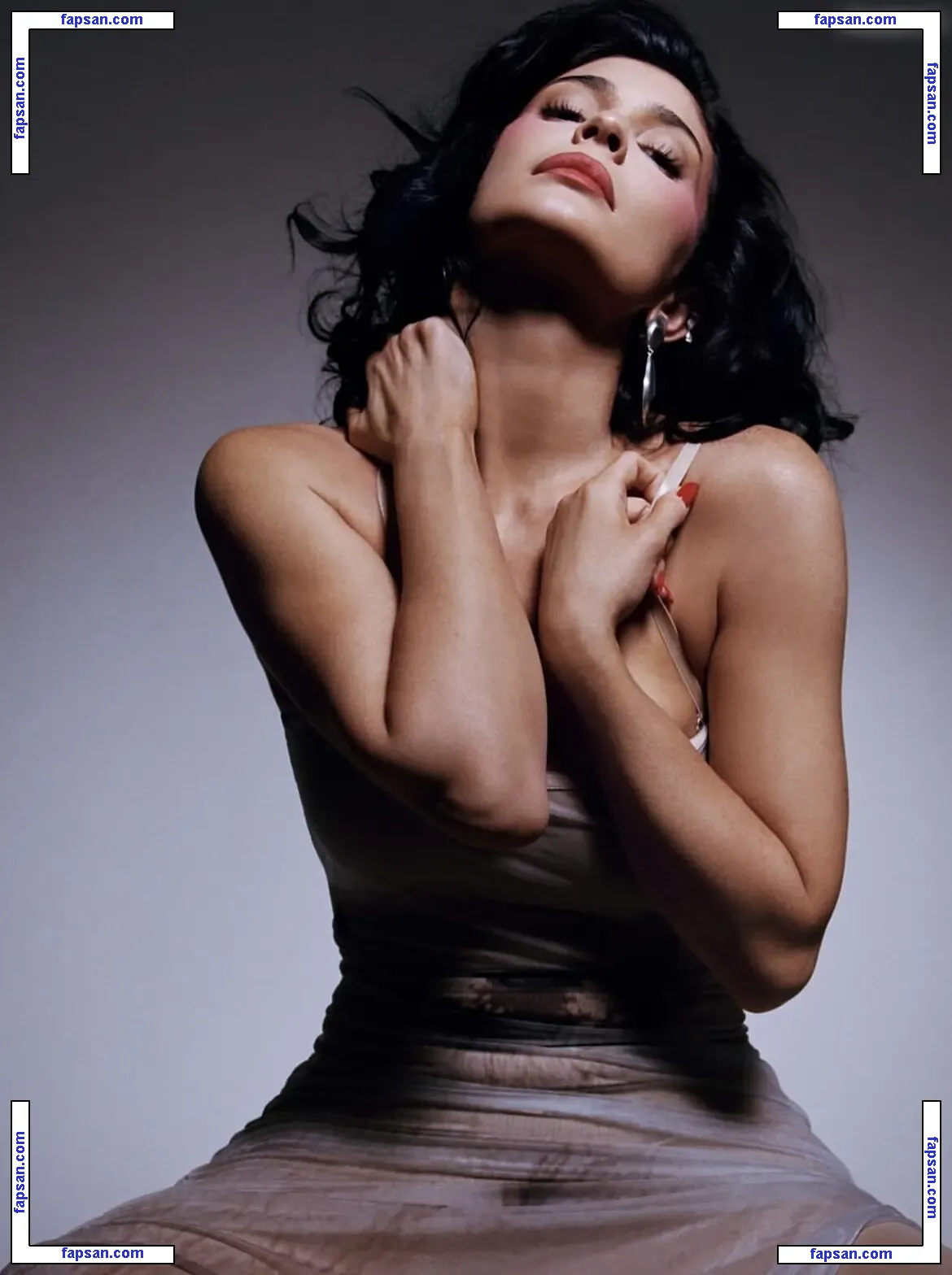 Kylie Jenner nude photo #7492 from OnlyFans
