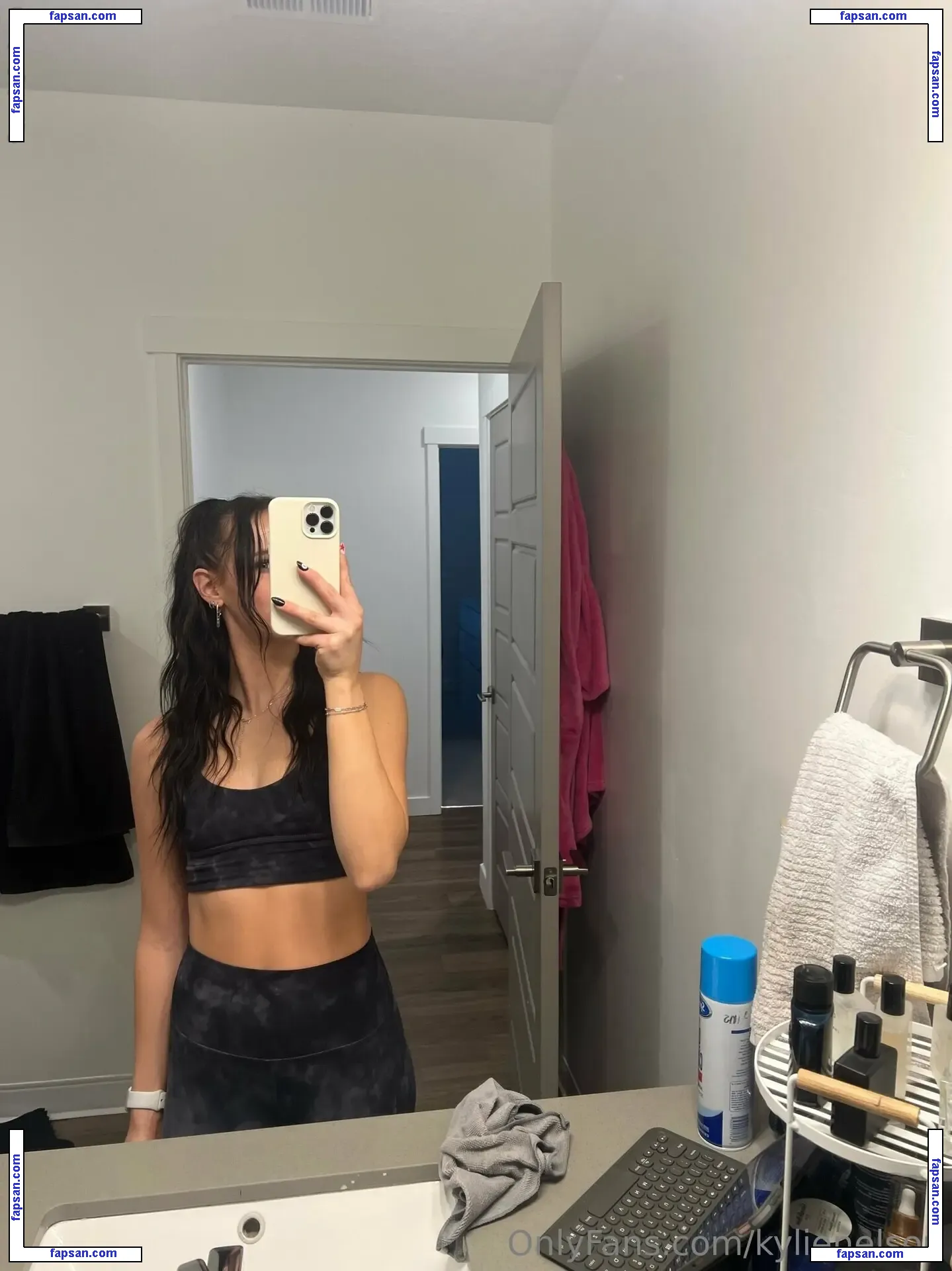 kylienelson голая фото #0035 с Онлифанс