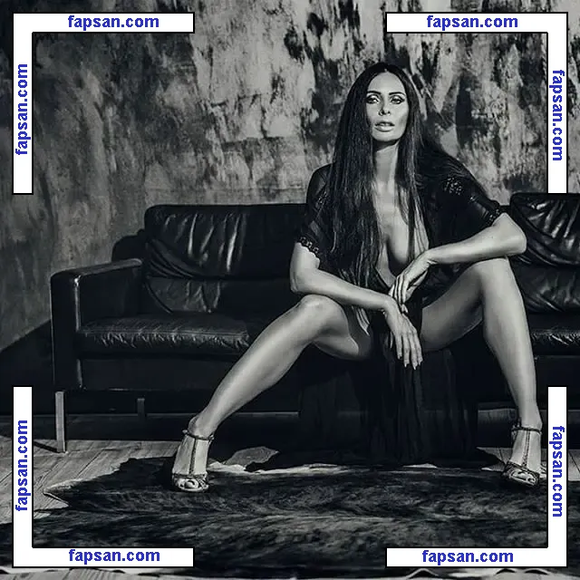 la.bribella голая фото #0001 с Онлифанс