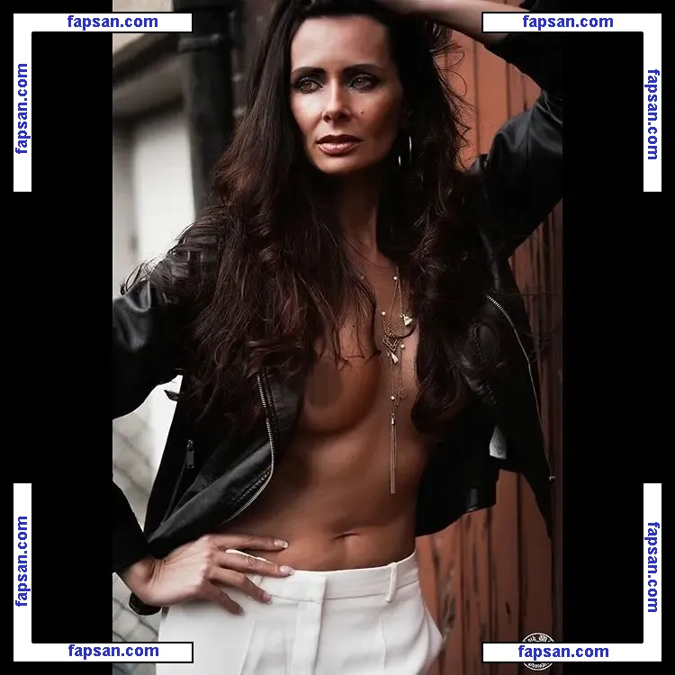 la.bribella голая фото #0002 с Онлифанс