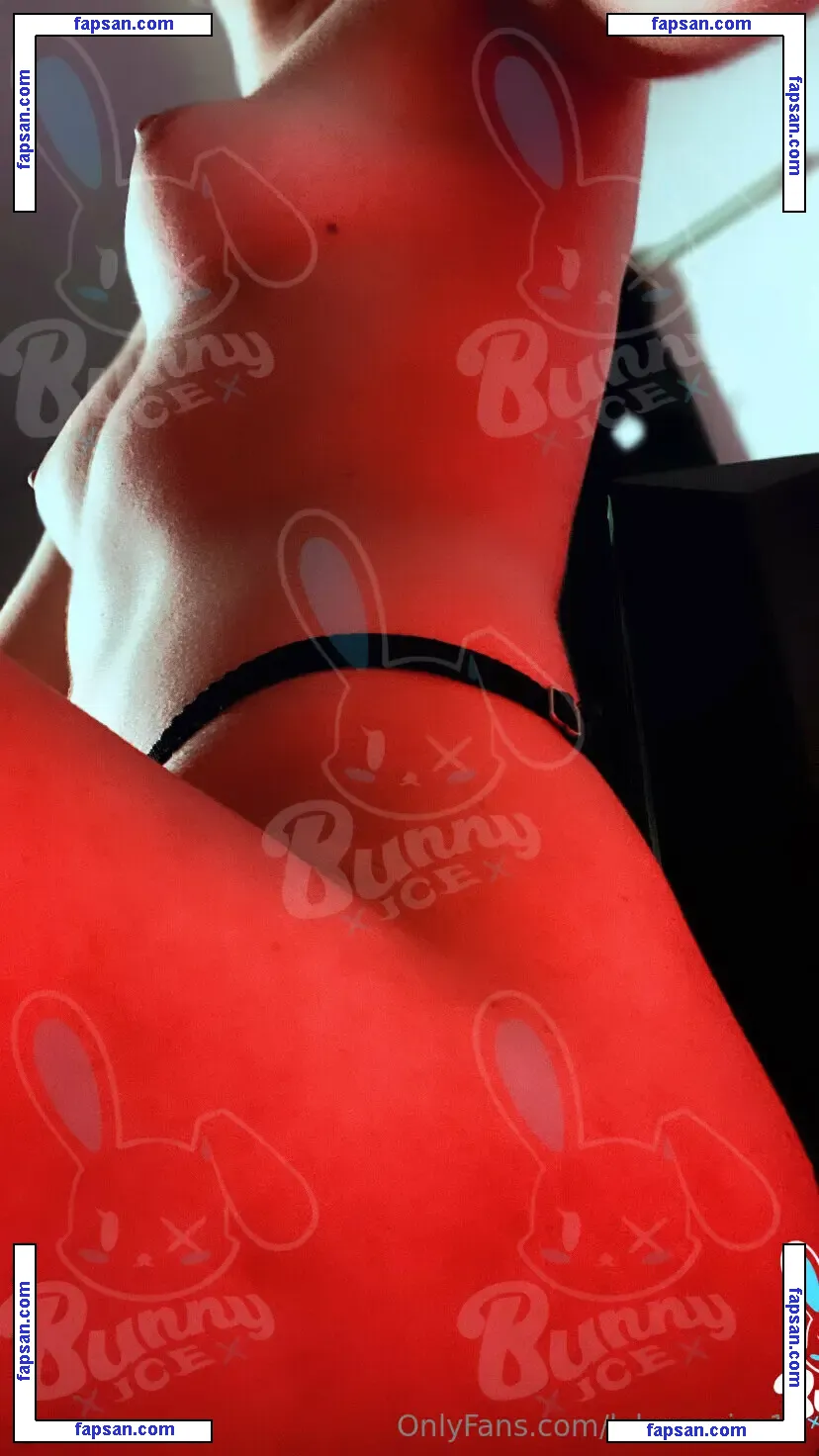 laBunnyIce nude photo #0014 from OnlyFans