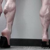 laceys_muscular_calves голая #0017