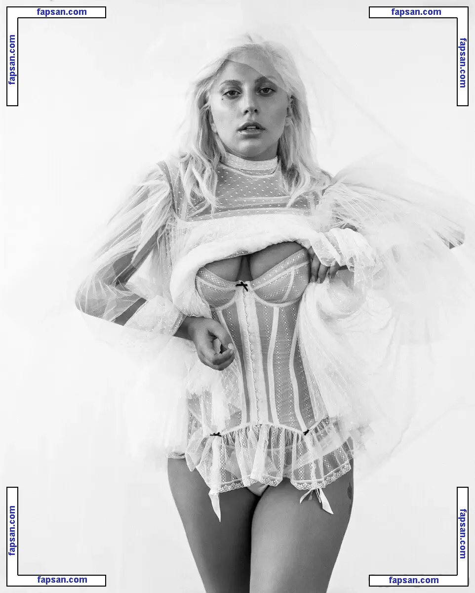 Lady Gaga nude photo #4107 from OnlyFans