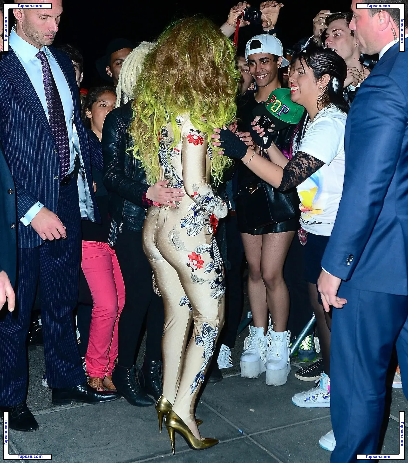 Lady Gaga nude photo #4207 from OnlyFans