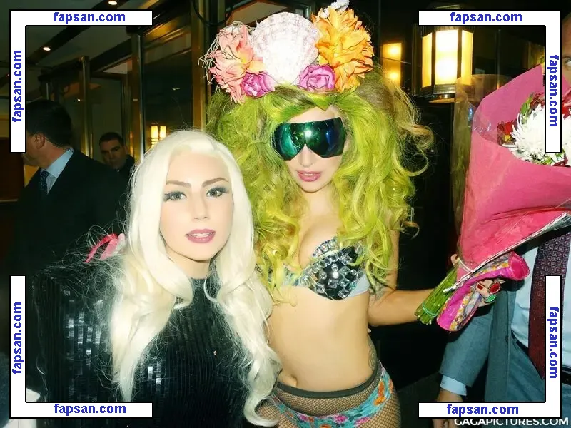 Lady Gaga nude photo #4208 from OnlyFans