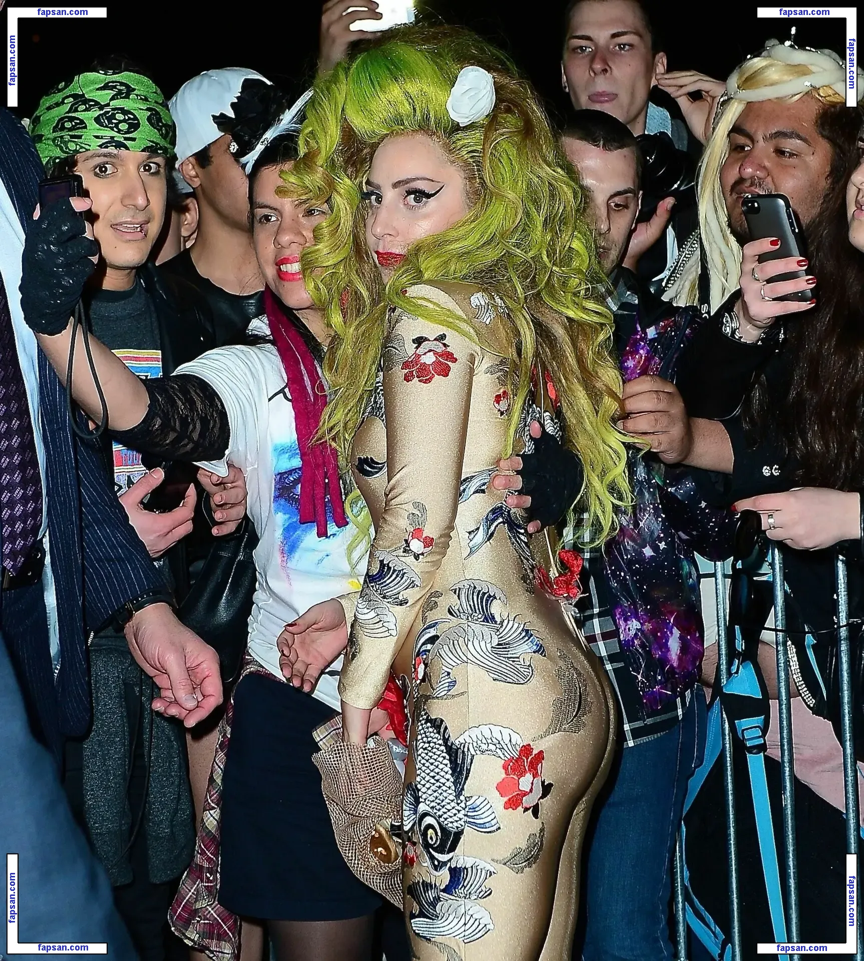 Lady Gaga nude photo #4209 from OnlyFans