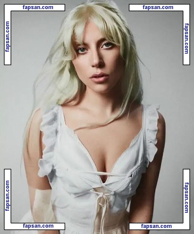 Lady Gaga nude photo #4215 from OnlyFans