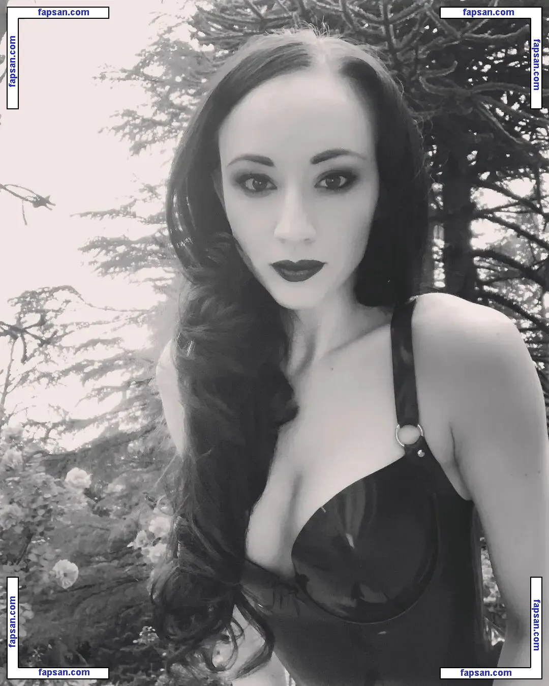 Lady Mephista / ladymephista nude photo #0001 from OnlyFans