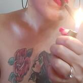 lady.smoker.queen голая #0021