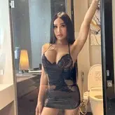 Ladyboy Memie голая #0003