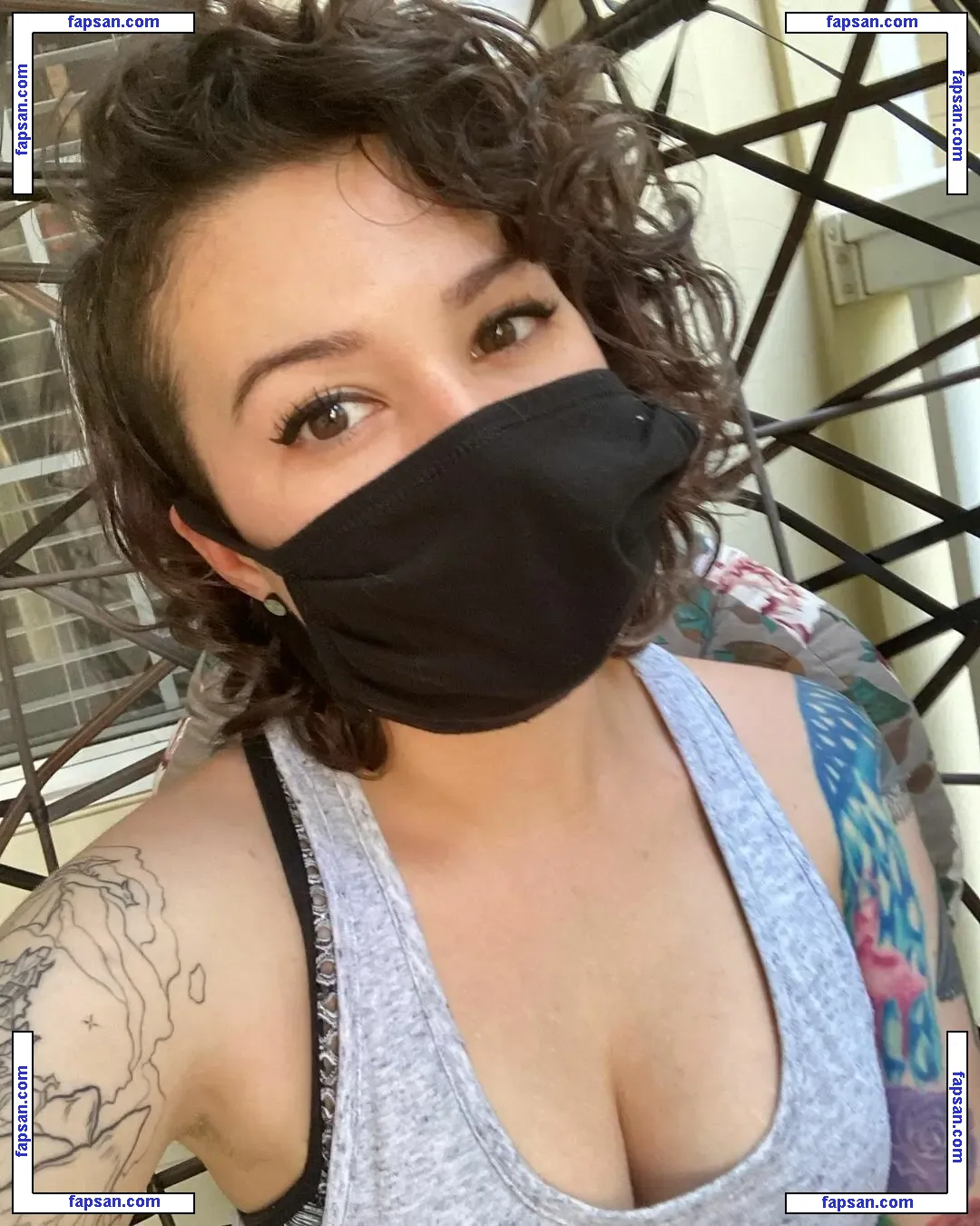 LadyDevann nude photo #0023 from OnlyFans