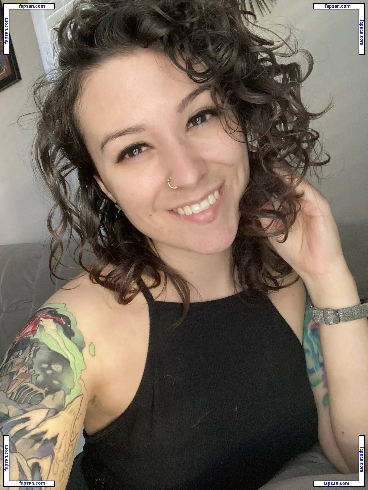 LadyDevann nude photo #0025 from OnlyFans