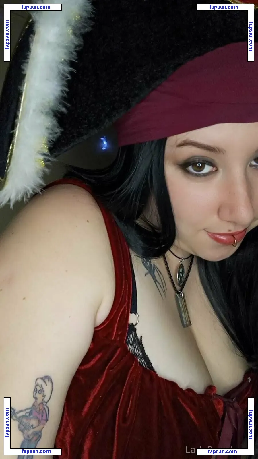 ladyraspberry nude photo #0001 from OnlyFans