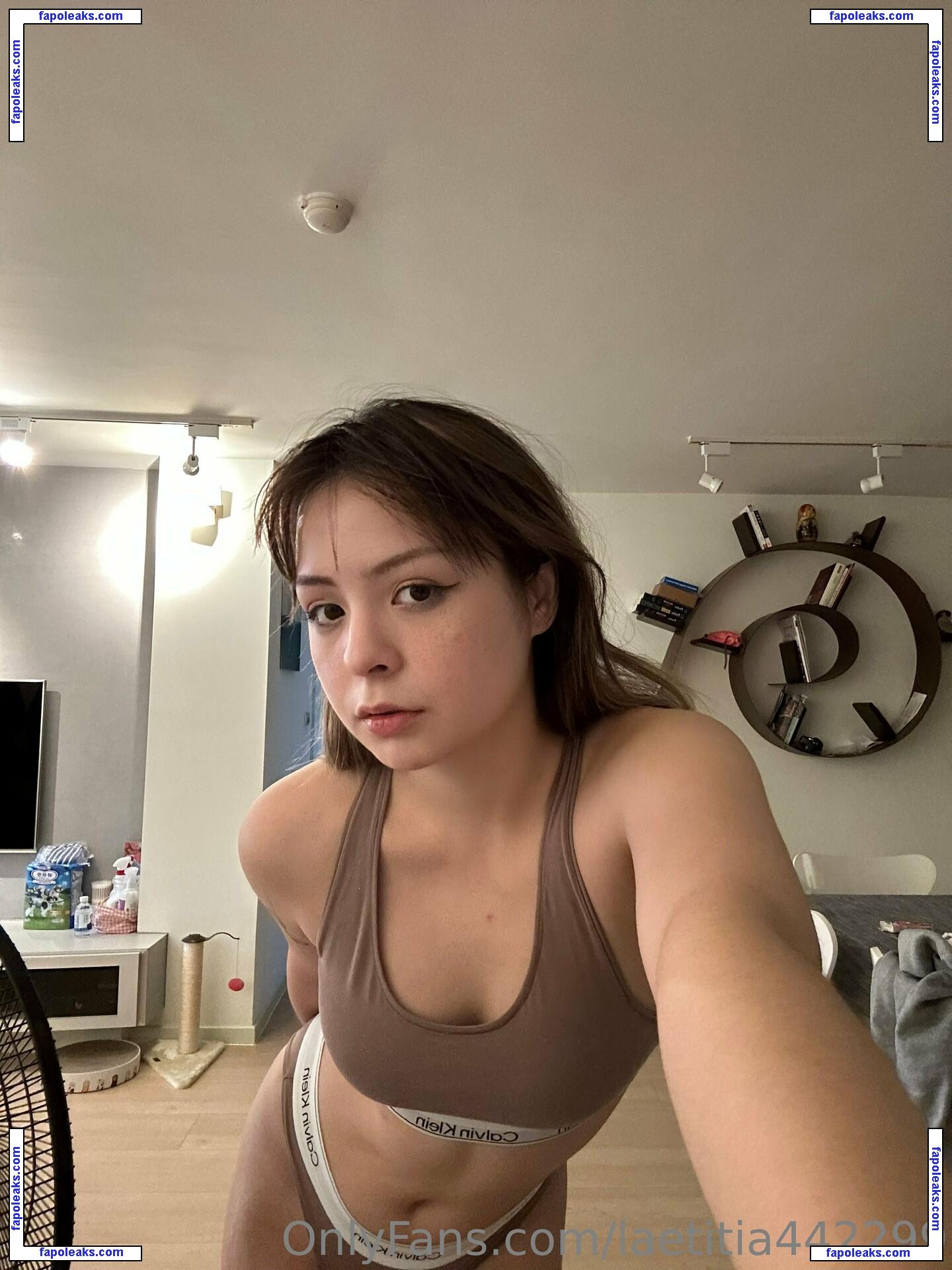 laetitia442299 / crystiurkitty / laebernardon nude photo #0002 from OnlyFans