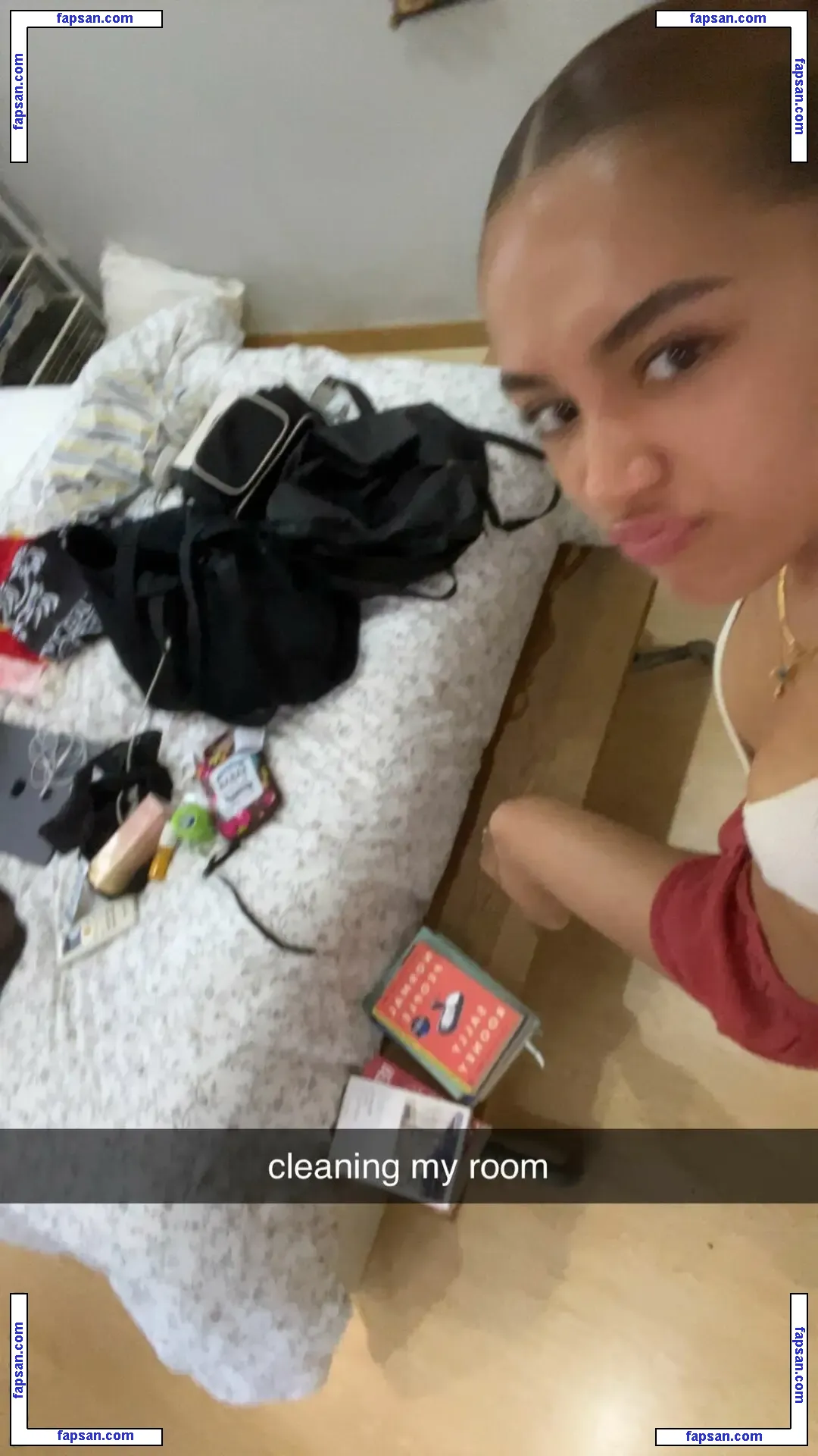 Laili Sarah nude photo #0005 from OnlyFans