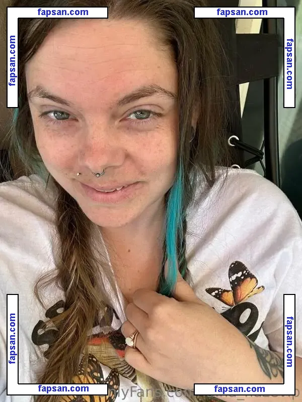 Laina Haze nude photo #0019 from OnlyFans