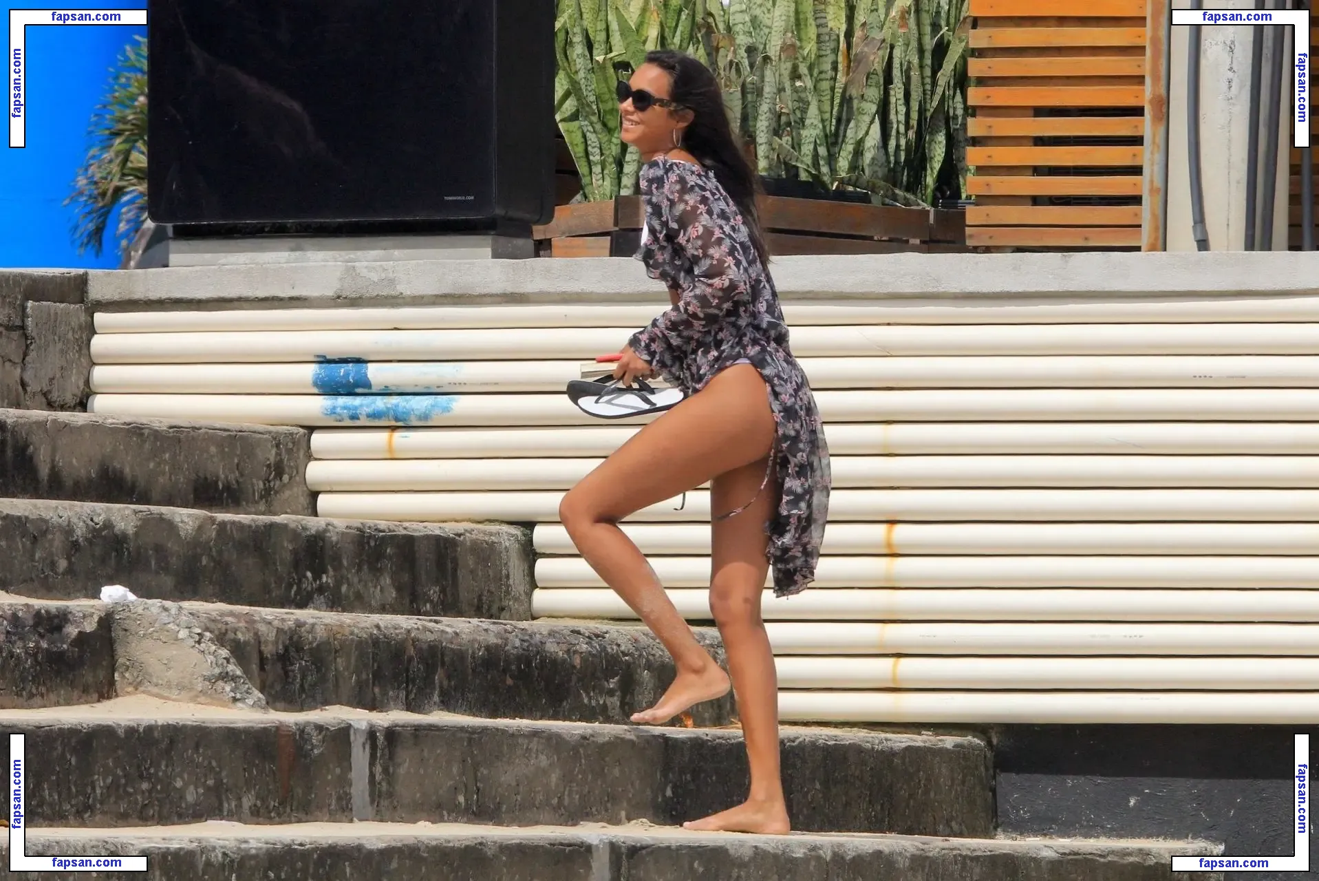 Lais Ribeiro nude photo #0414 from OnlyFans
