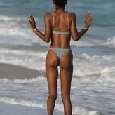 Lais Ribeiro nude #0085