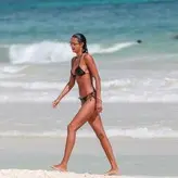 Lais Ribeiro nude #0250
