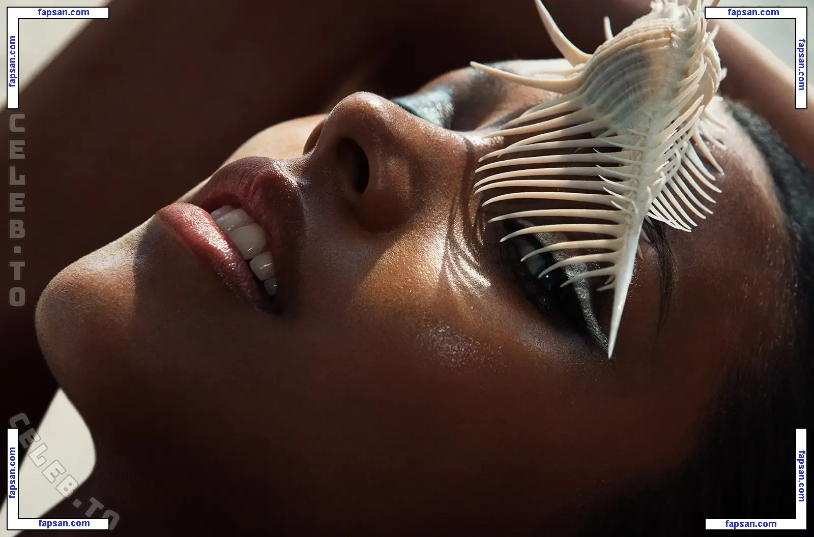 Lais Ribeiro nude photo #3669 from OnlyFans