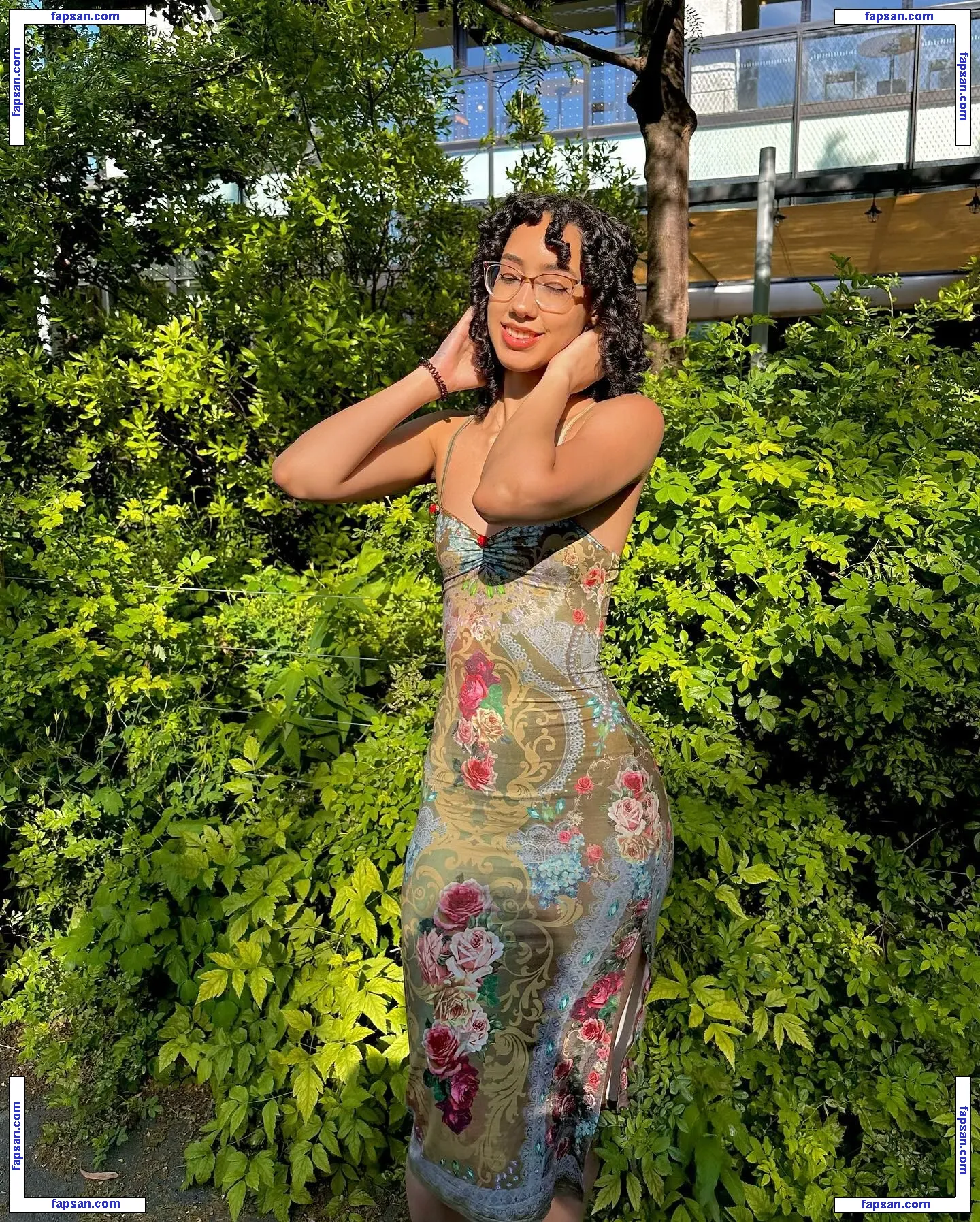 lalayravo nude photo #0001 from OnlyFans