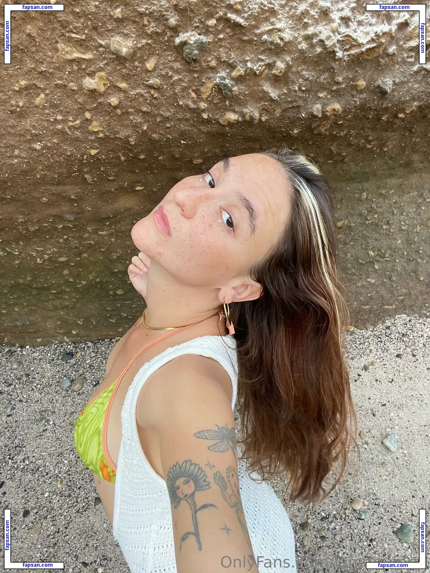 lamamifertil nude photo #0057 from OnlyFans