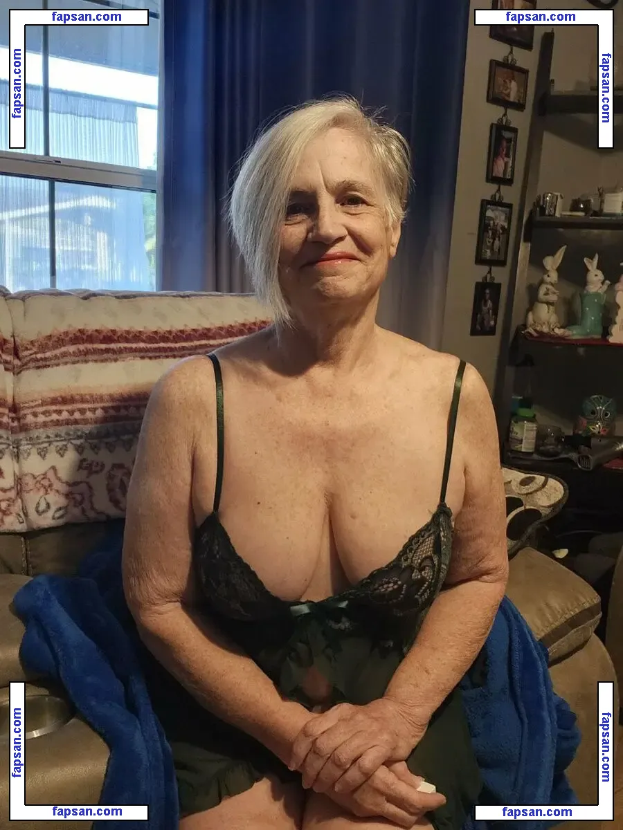 lanareznor1955 голая фото #0009 с Онлифанс