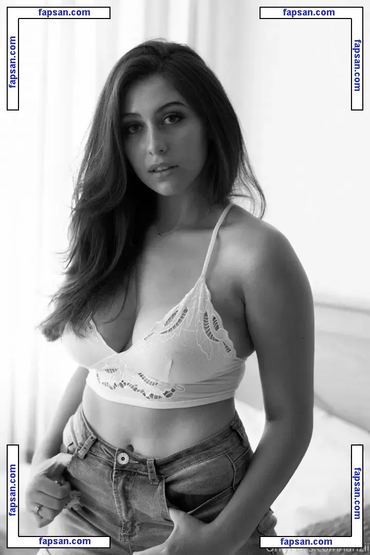 Lanzi nude photo #0047 from OnlyFans