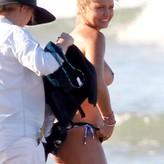 Lara Bingle голая #0593