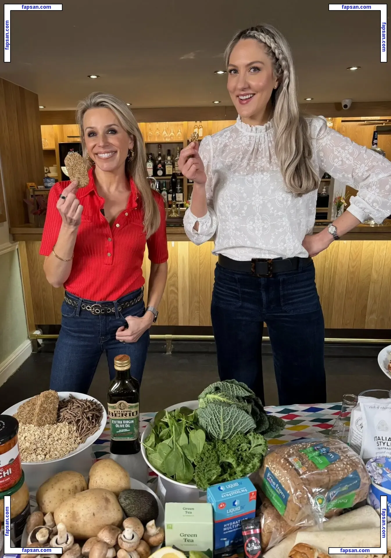 Lara Lewington голая фото #0072 с Онлифанс