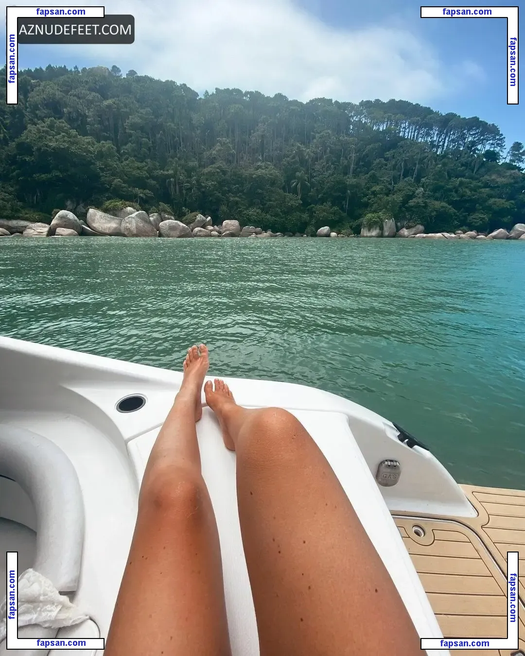 Lara López Calvo nude photo #0013 from OnlyFans