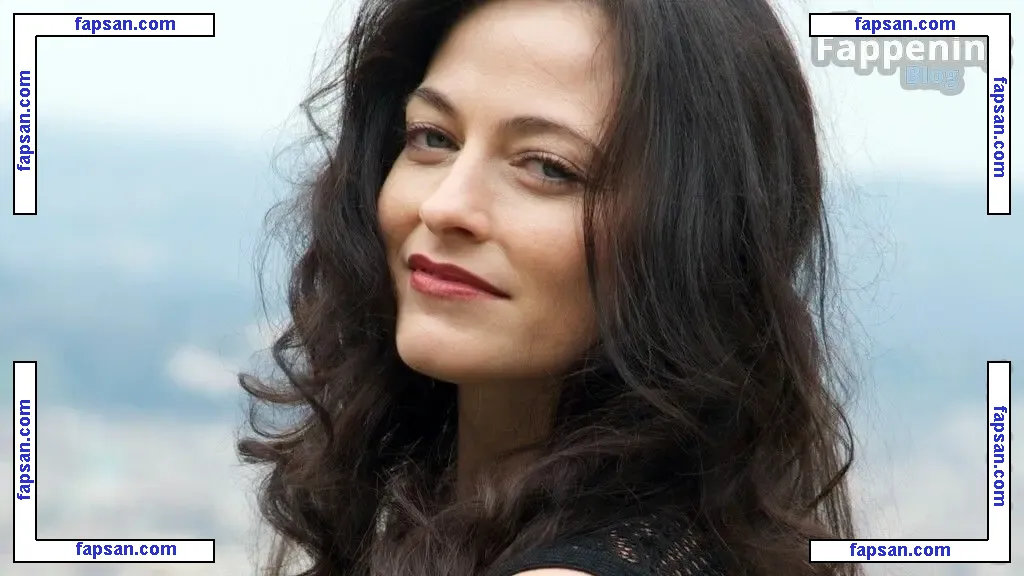 Lara Pulver голая фото #0096 с Онлифанс