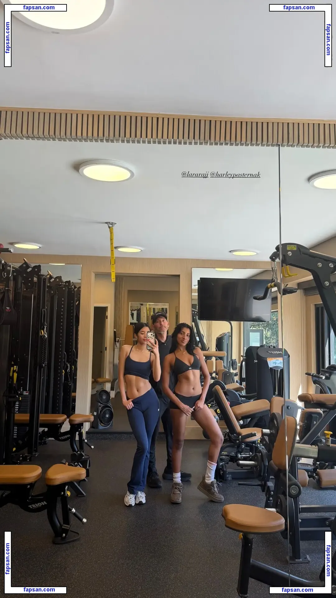 Lara Raj голая фото #0035 с Онлифанс