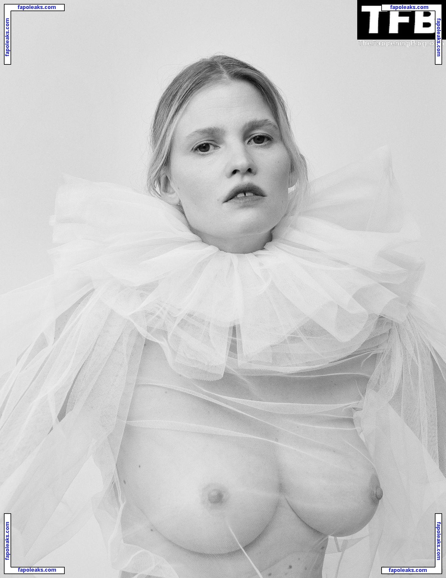 Lara Stone nude photo #0383 from OnlyFans