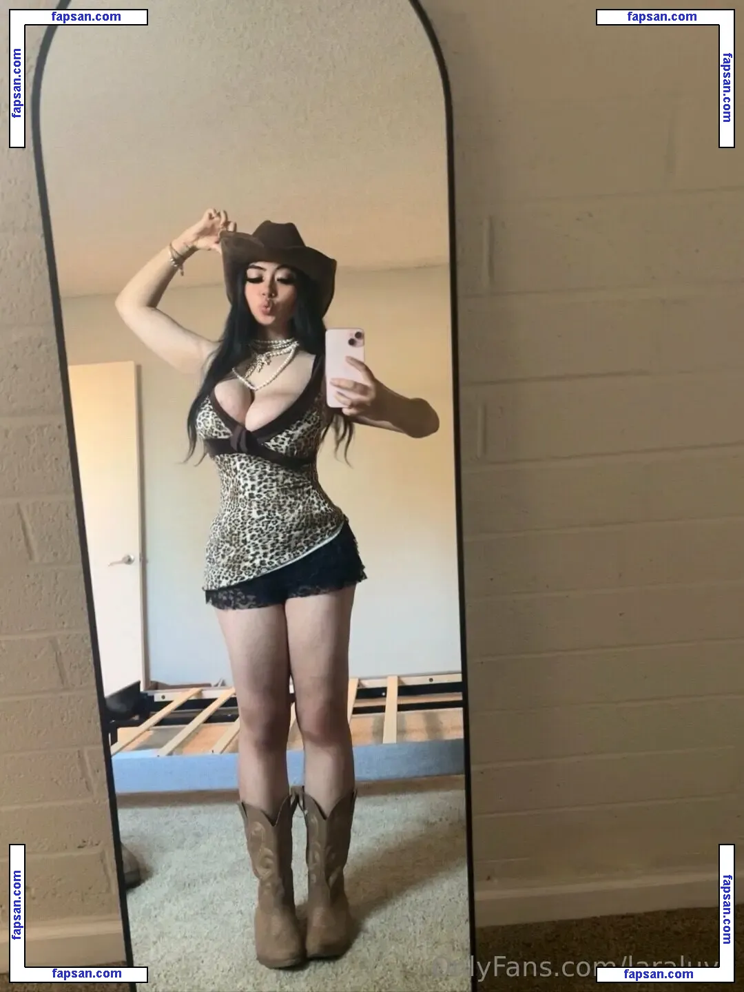 laraluvv nude photo #0002 from OnlyFans