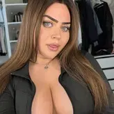 lari.ts nude #0008