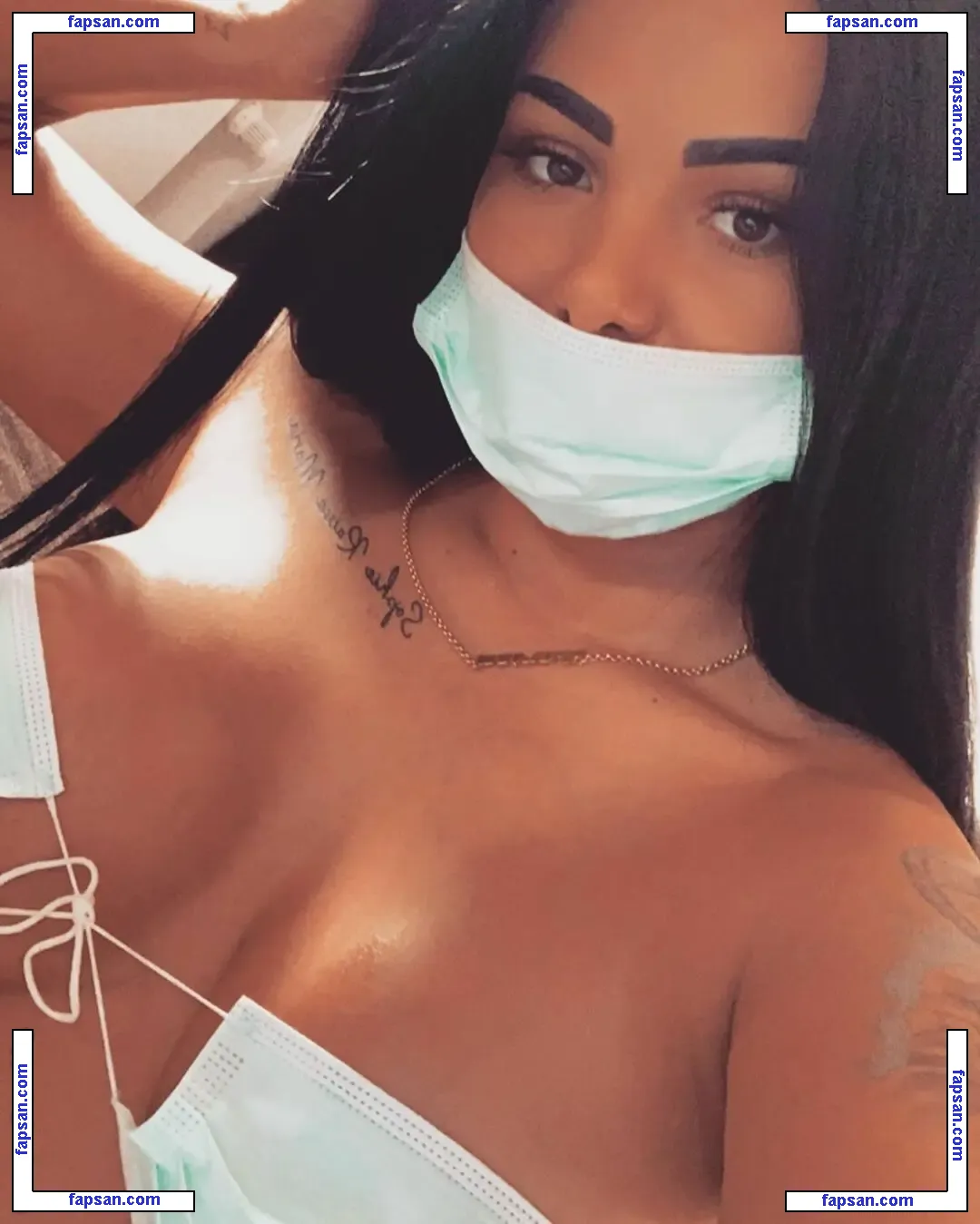 Larisamunteanu nude photo #0004 from OnlyFans