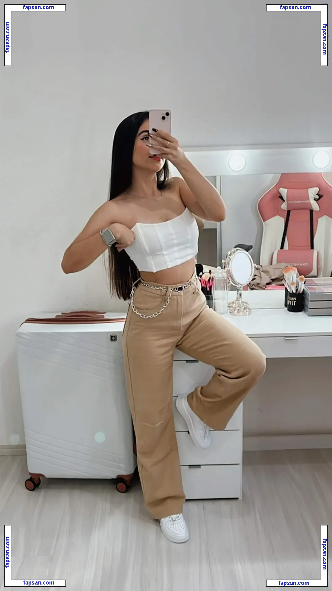 Larissa Costa nude photo #0012 from OnlyFans