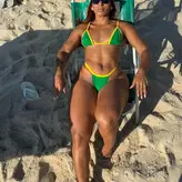 Larissa Felix голая #0010