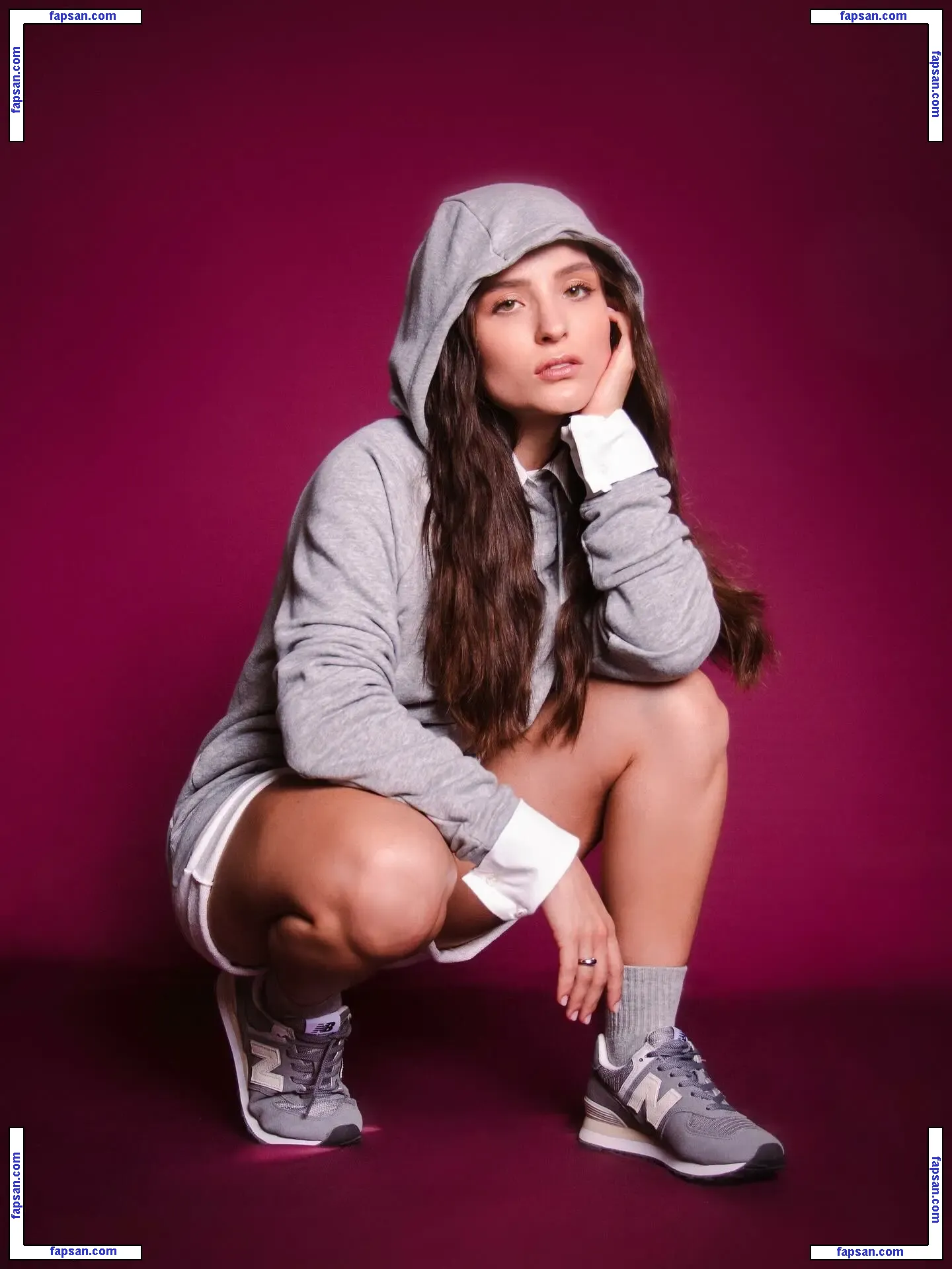 Larissa Manoela nude photo #0729 from OnlyFans