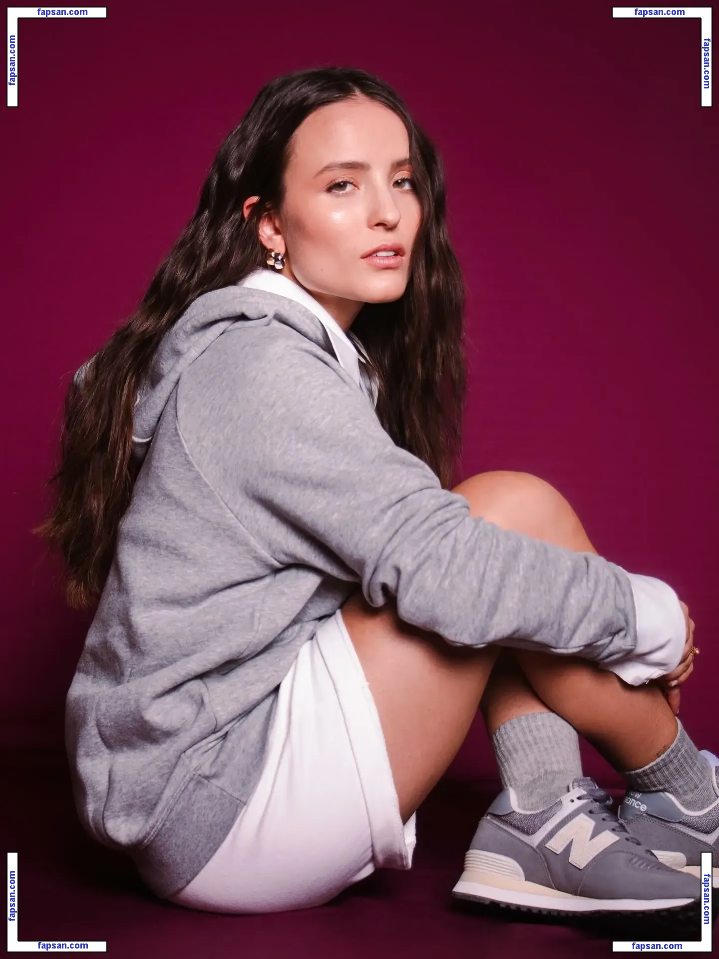 Larissa Manoela nude photo #0730 from OnlyFans