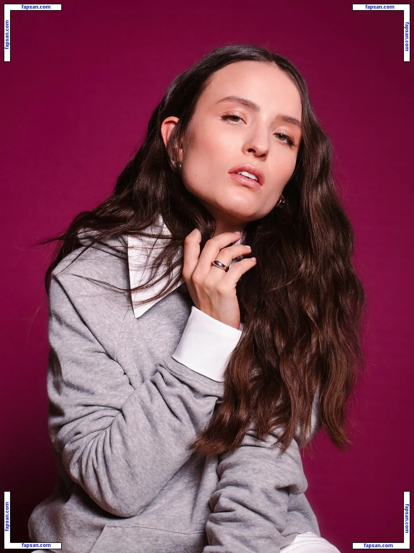 Larissa Manoela nude photo #0732 from OnlyFans