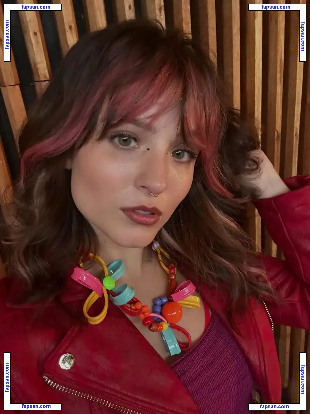 Larissa Manoela голая фото #0756 с Онлифанс