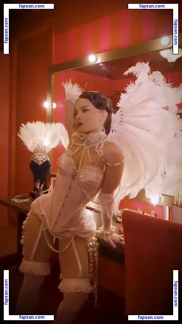 Larissa Manoela nude photo #0839 from OnlyFans