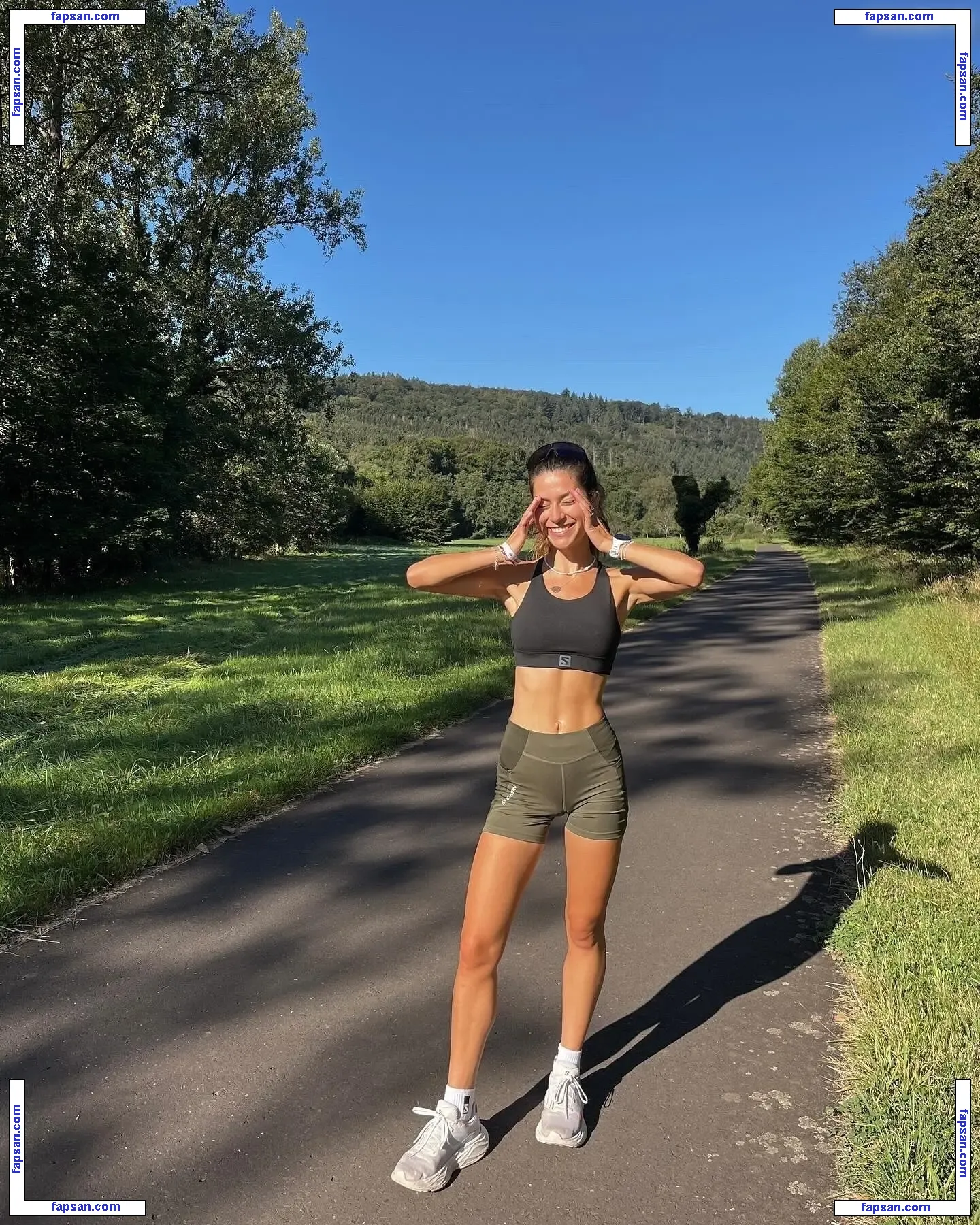 Larissa Merlyn Selena (larissahausler) nude photo #0017 from OnlyFans